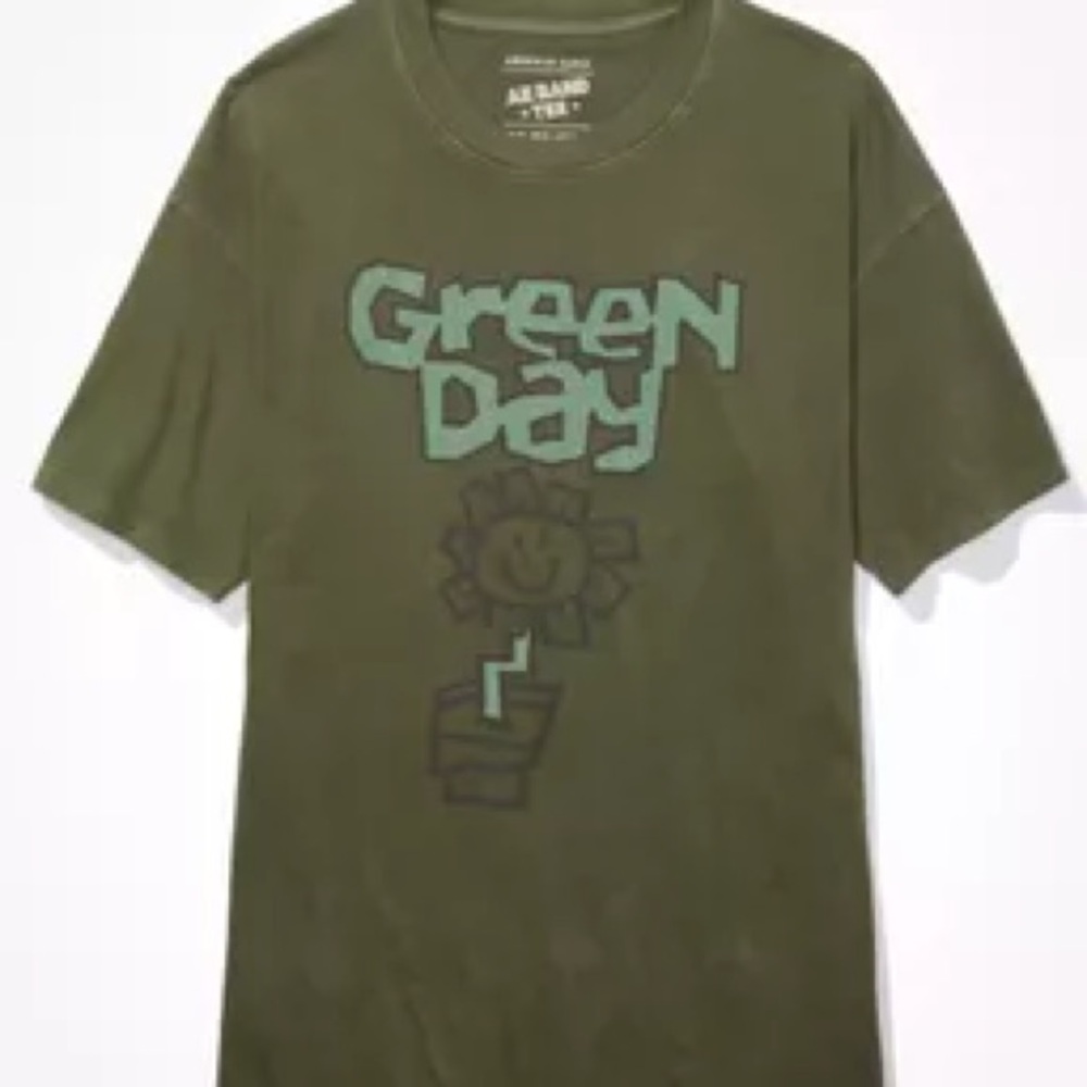 American Eagle Green Day Graphic T-Shirt